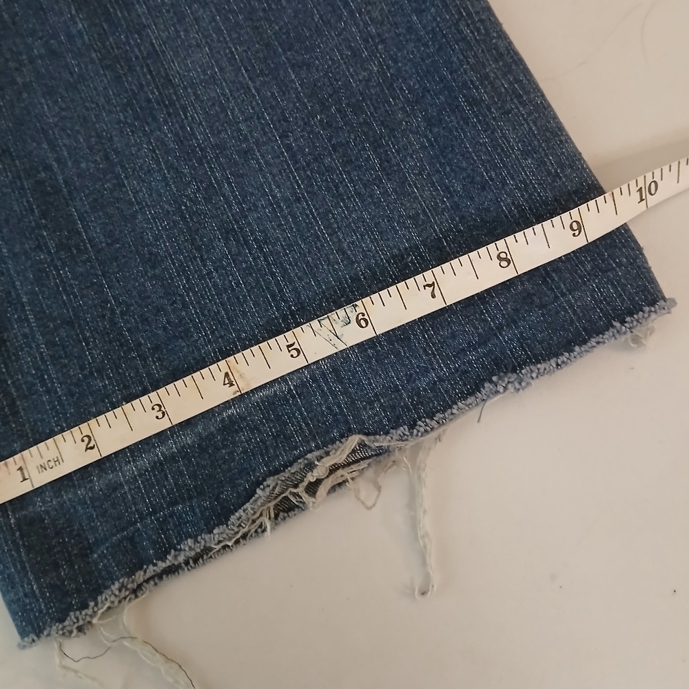 Vintage Levi's 550 Relax Classic Denim - Picture 9 of 9